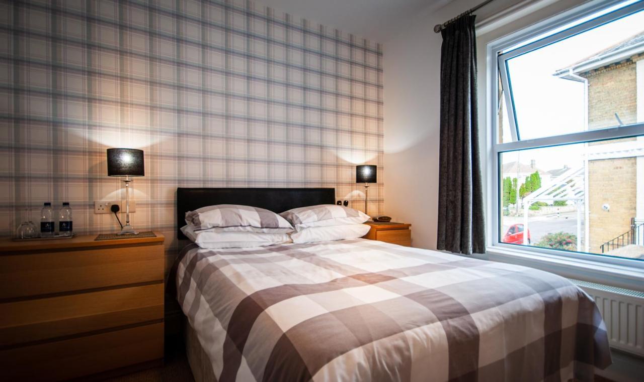 Westbury 4*