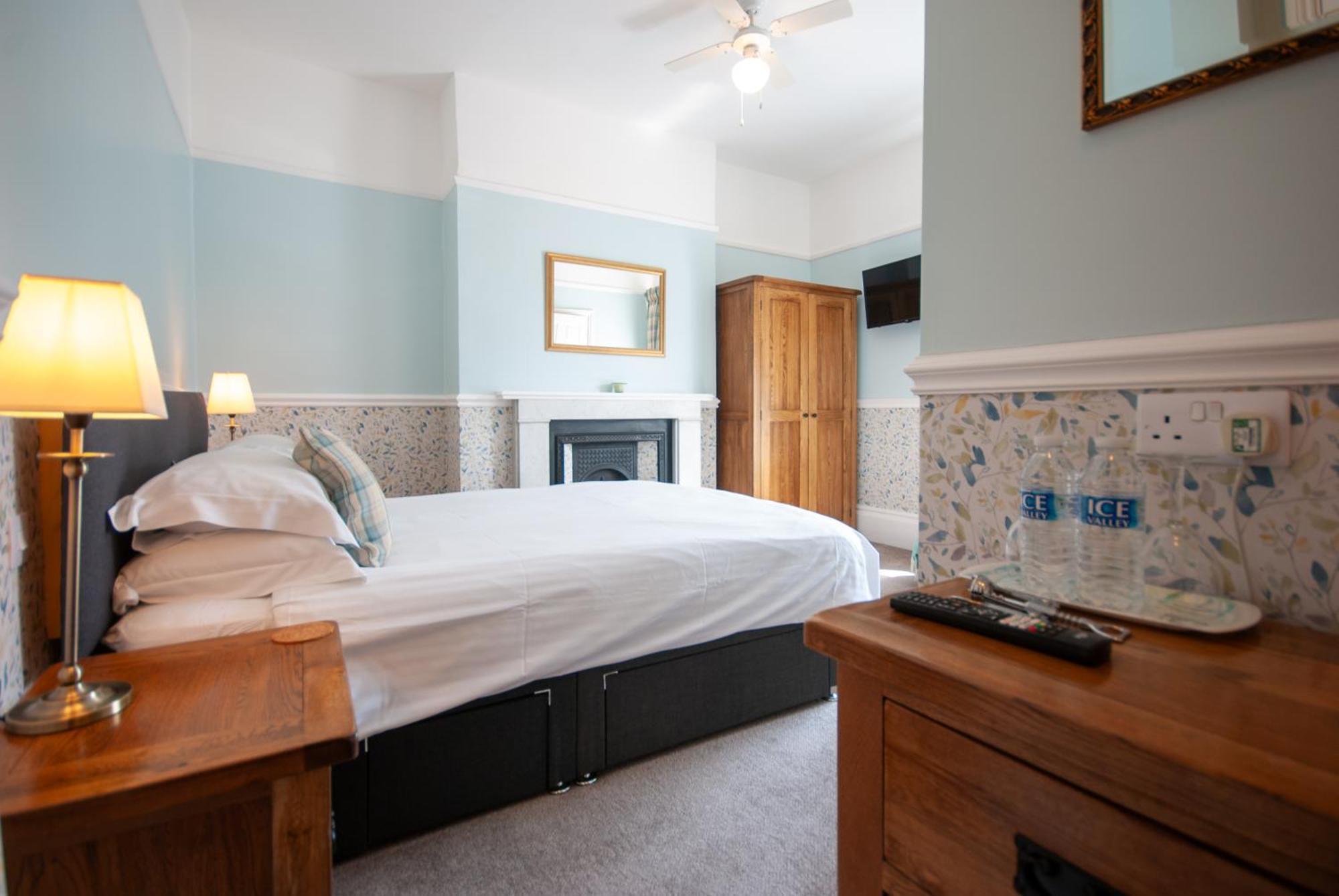Гостевой дом Westbury 4*