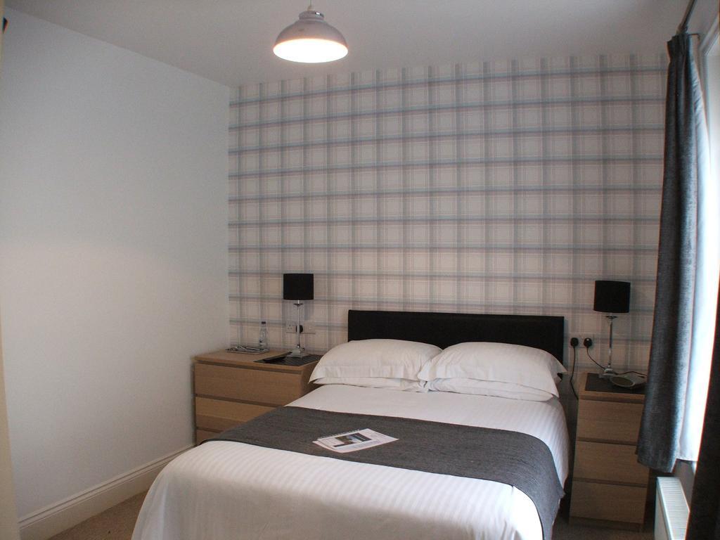 Westbury 4*